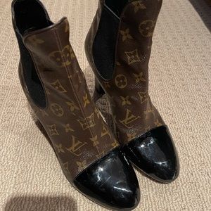 Louis Vuitton revival booties (size 40)